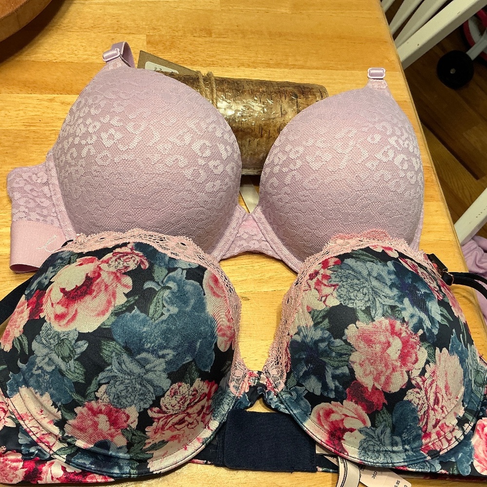 Victoria Secret New Underwire Bras - set of 2